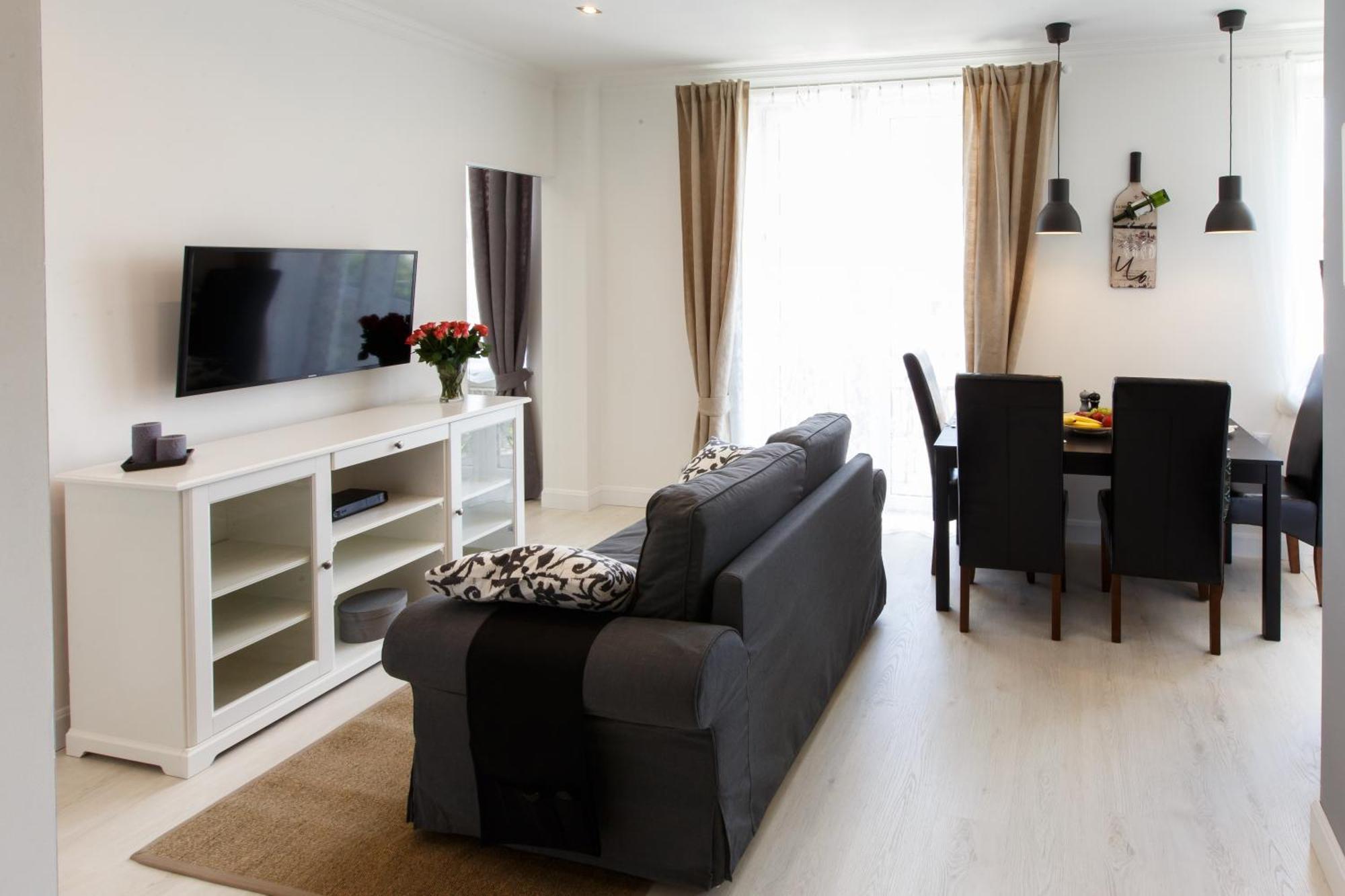 Apartamenty Sienkiewicza - Bezplatny Parking, Centrum, Park, Fv Κίελτσε Εξωτερικό φωτογραφία