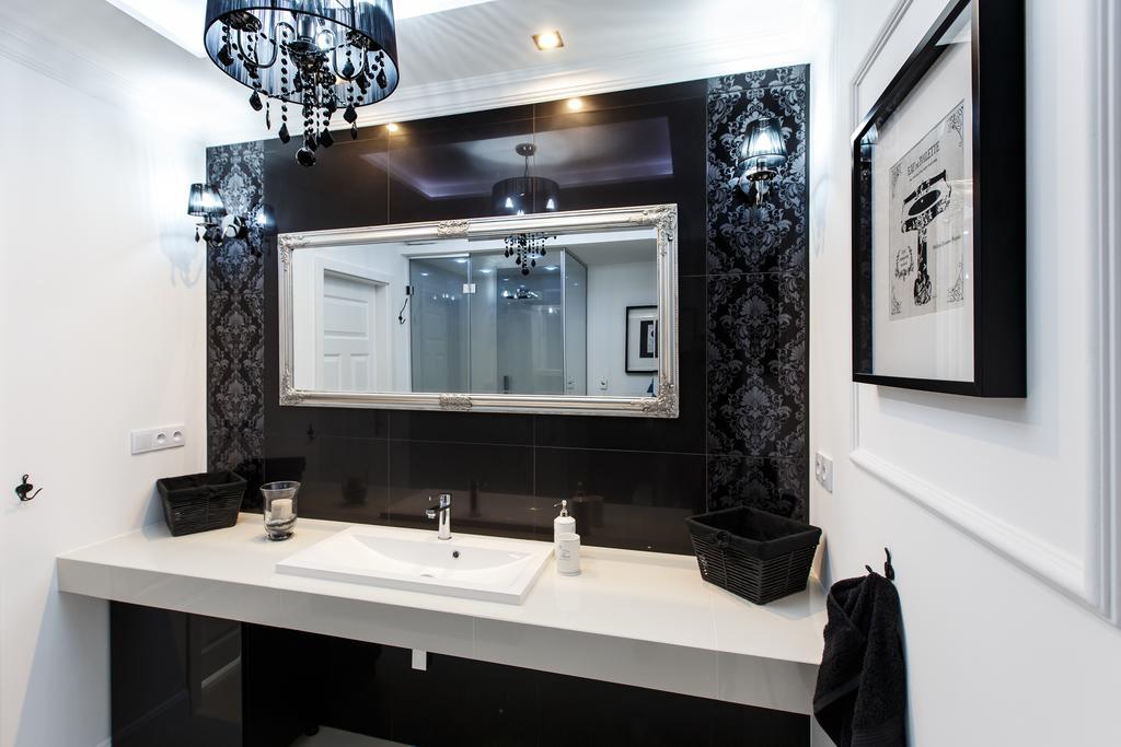 Apartamenty Sienkiewicza - Bezplatny Parking, Centrum, Park, Fv Κίελτσε Εξωτερικό φωτογραφία